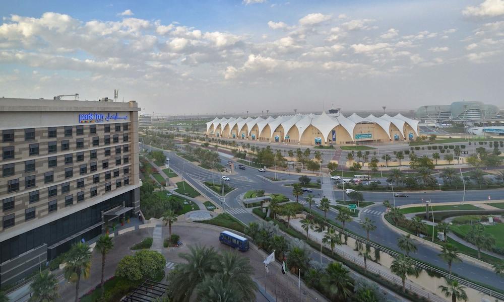 Yas Plaza Bay by IHG — 8
