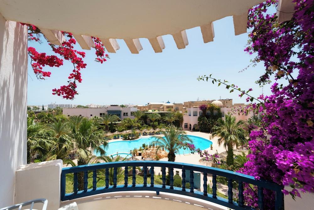 Eden Yasmine Resort Meeting & Spa 1183318 — 5