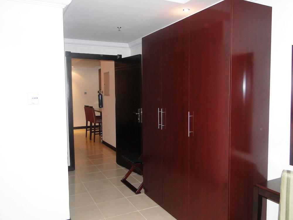 Ewan Ajman Suites Hotel — 4