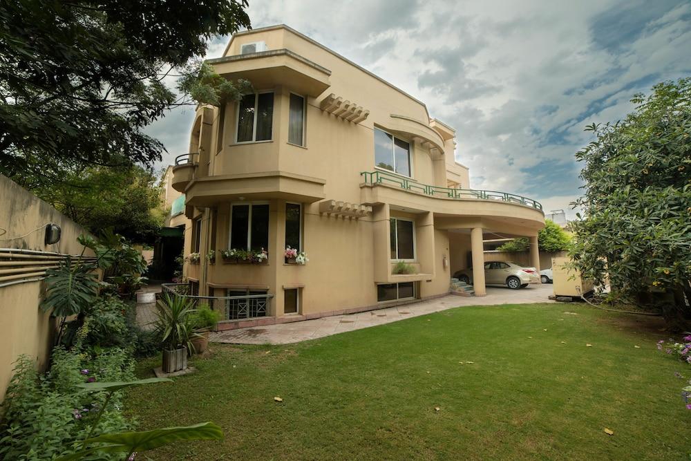 Comfort Residency 986855 — 1