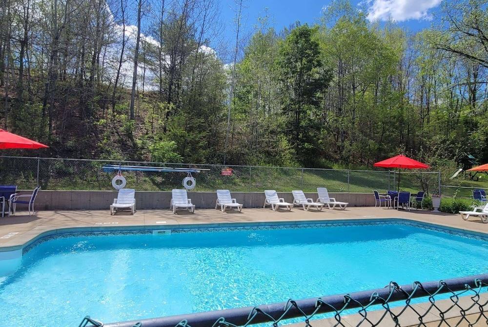 Wingate by Wyndham Lake George — 3