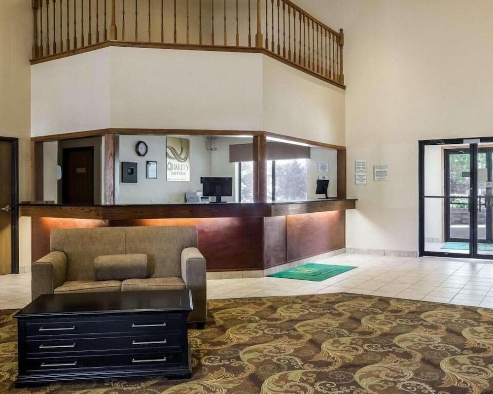 Quality Suites Near West Acres — 5