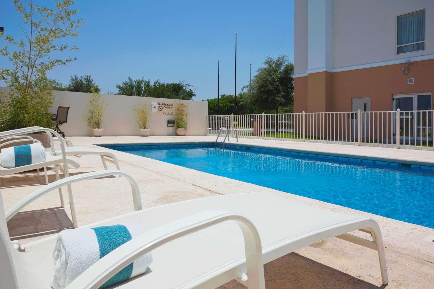 Hampton Inn By Hilton Ciudad Victoria 154456 — 2