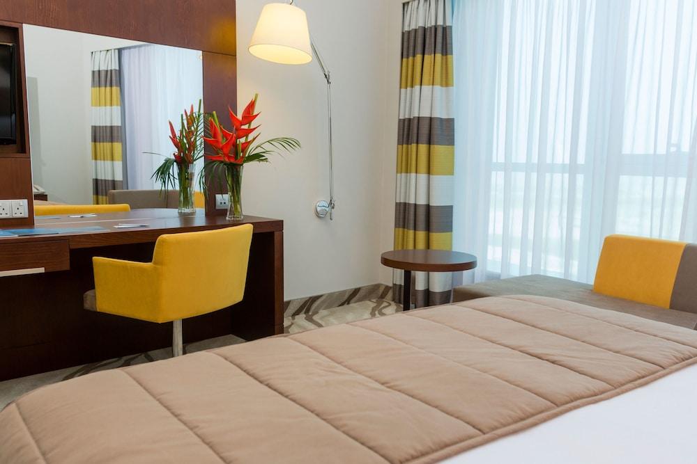 Novotel Dubai Al Barsha — 8