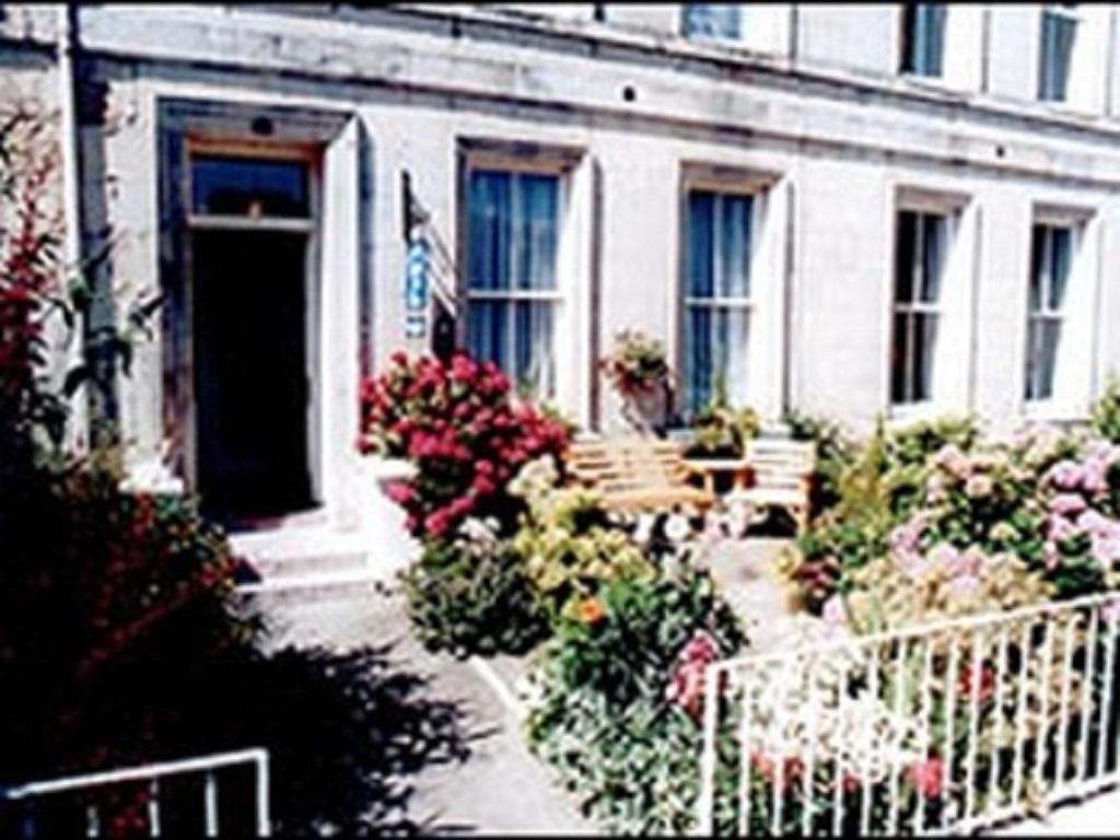 Eglinton Guest House — 4