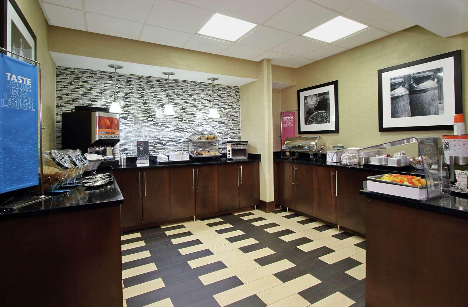 Hampton Inn Ashtabula — 10