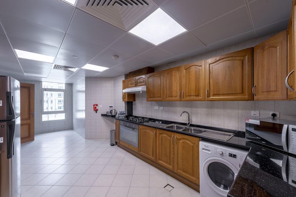 Roda Al Murooj Residences — 5