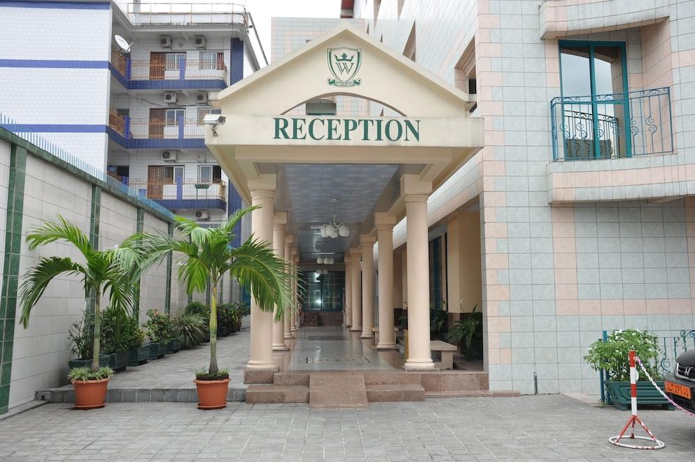 Hotel Prince de Galles — 1