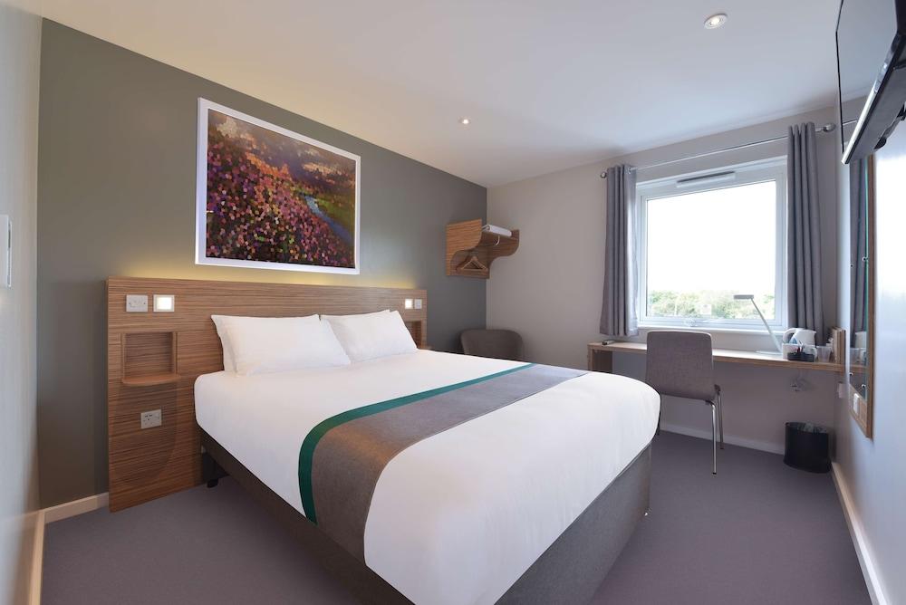 Travelodge Edinburgh Central — 7