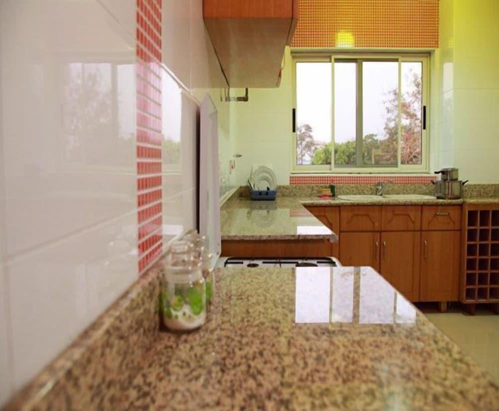 Calabash Green Executive Apartments 1138528 — 9