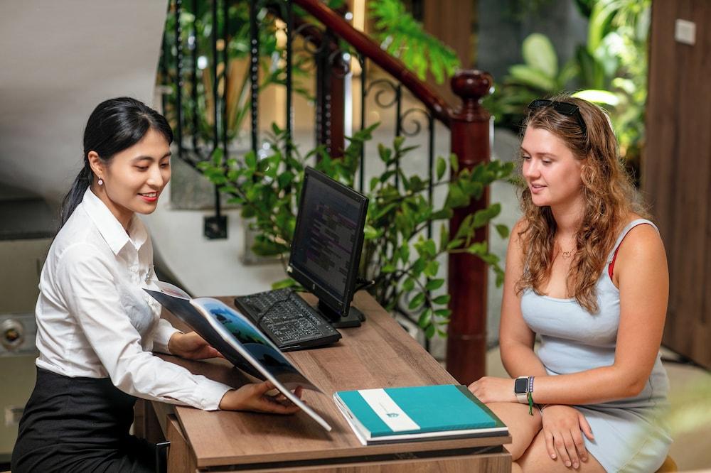 Hanoi La Palm Premier Hotel & Spa — 10