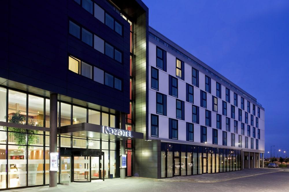 NOVOTEL EDINBURGH PARK — 5