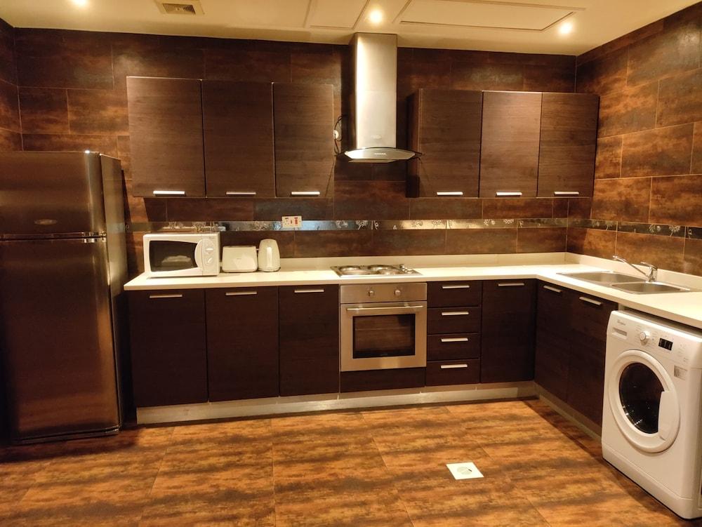 Al Manzil Hotel Bahrain — 5