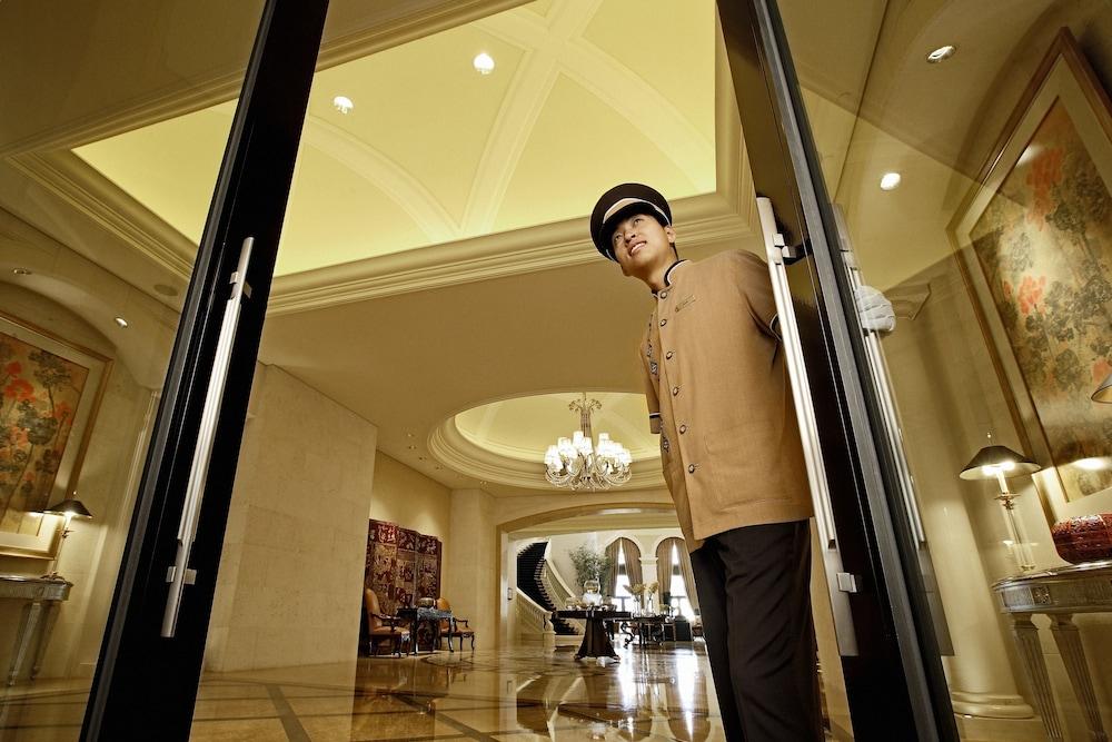 Four Seasons Hotel Macao — 7