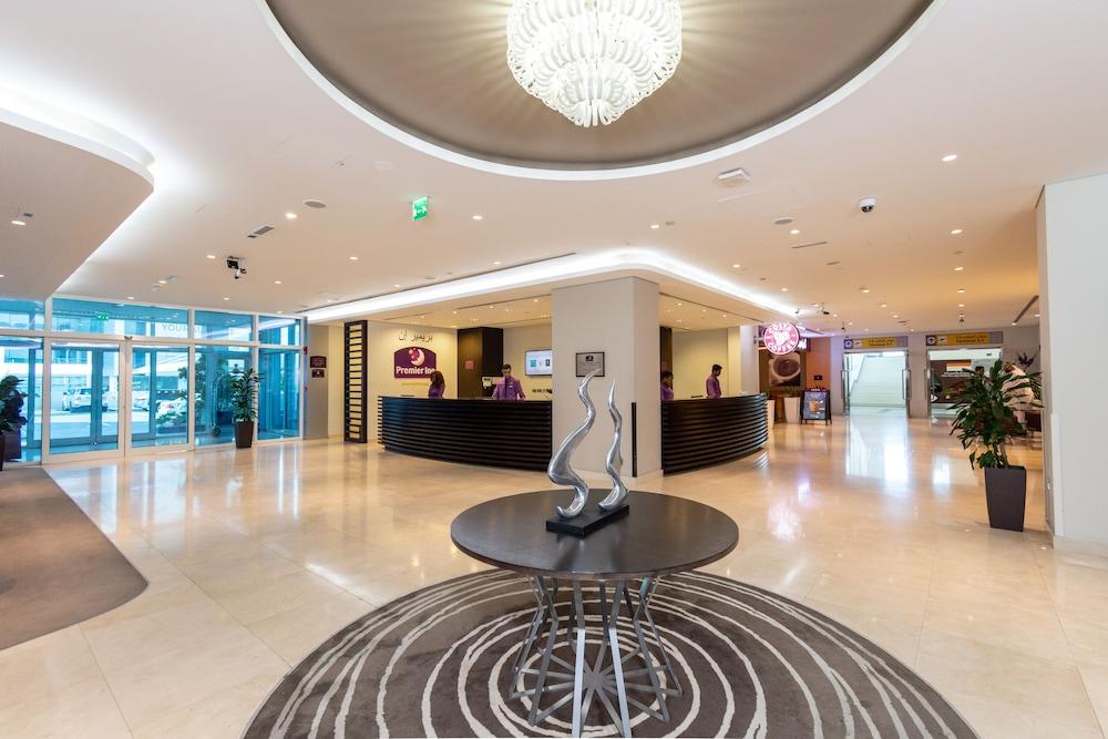 Premier Inn Abu Dhabi Airport (Business Park) — 3