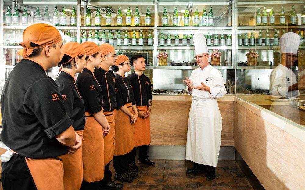 INTERCONTINENTAL HANOI WESTLAKE — 8