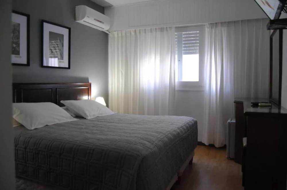 Iberia Hotel — 10