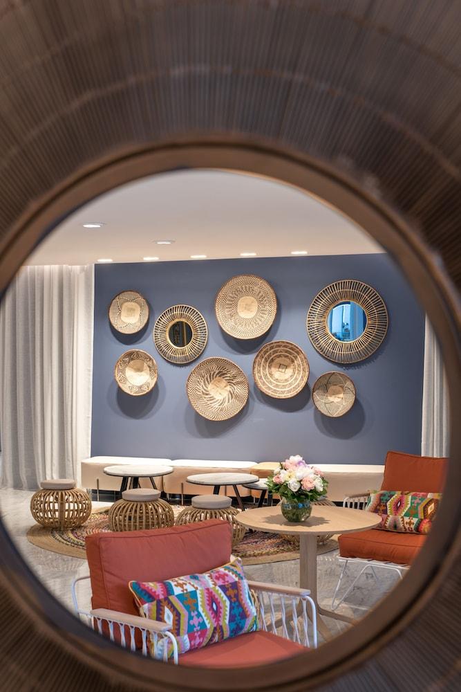 Croisette Beach Hotel Cannes - MGallery Collection — 7