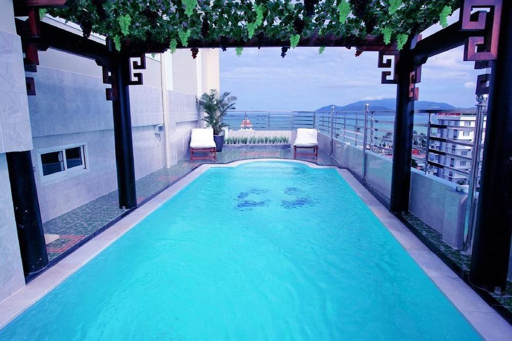 Nice Swan Hotel — 7
