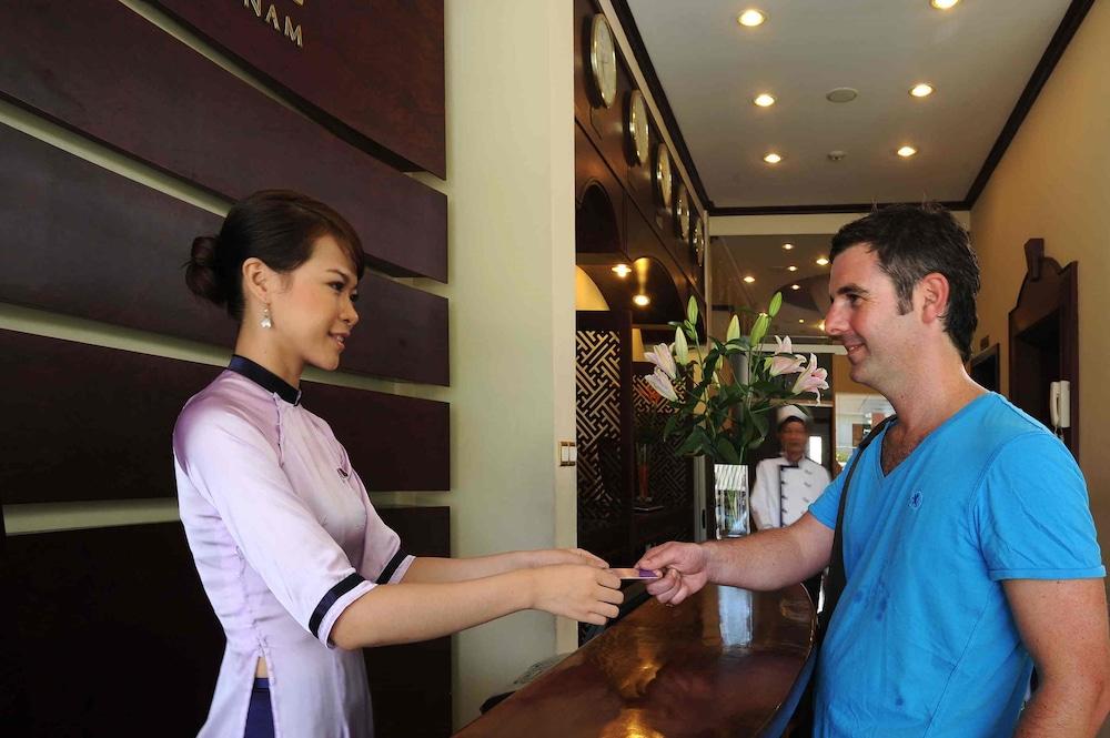 Orchid Hotel — 10
