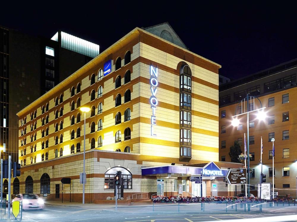 NOVOTEL BIRMINGHAM CENTRE — 2