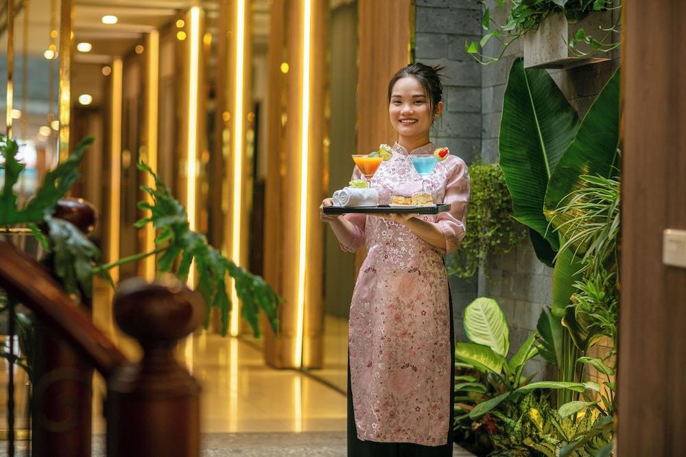Hanoi La Palm Premier Hotel & Spa — 8