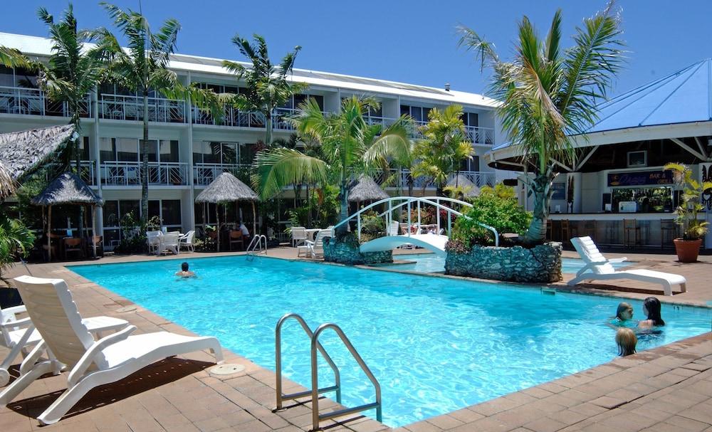 The Melanesian Port Vila — 6