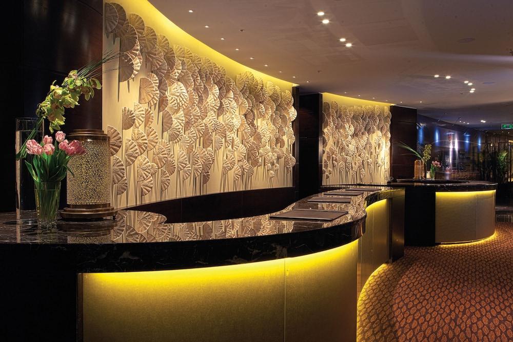 Four Seasons Hotel Riyadh at Kingdom Centre 22174 — 5