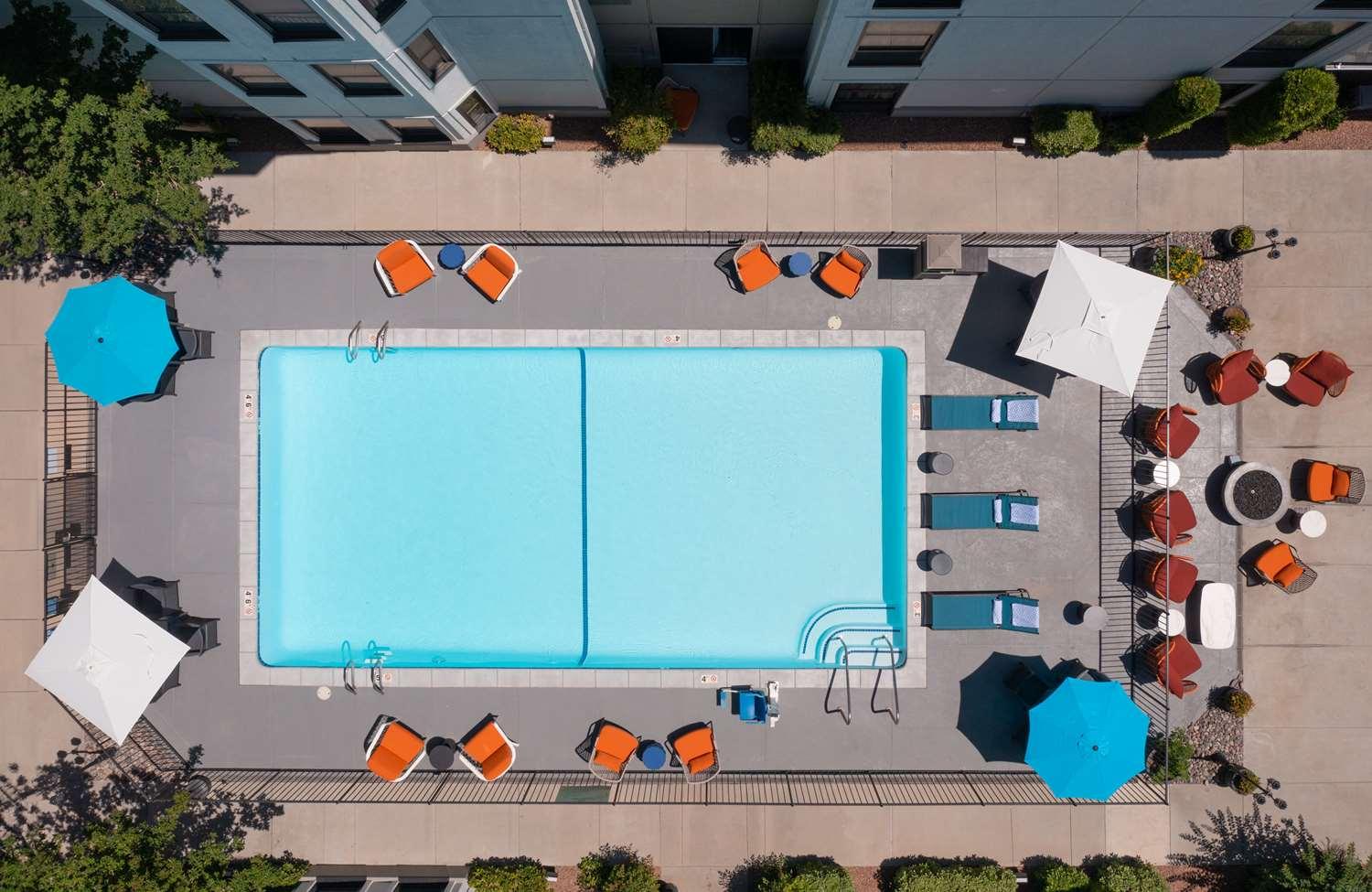Hampton Inn and Suites El Paso Airport — 7