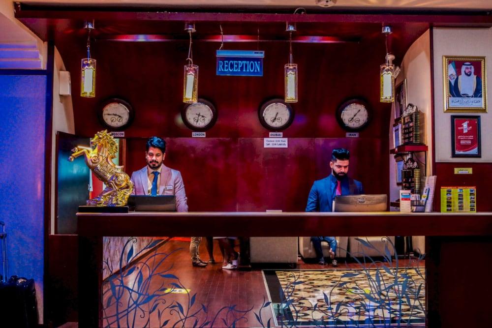 Palette Phoenix Hotel — 8