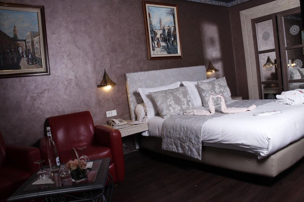 ZAKI HOTEL — 7