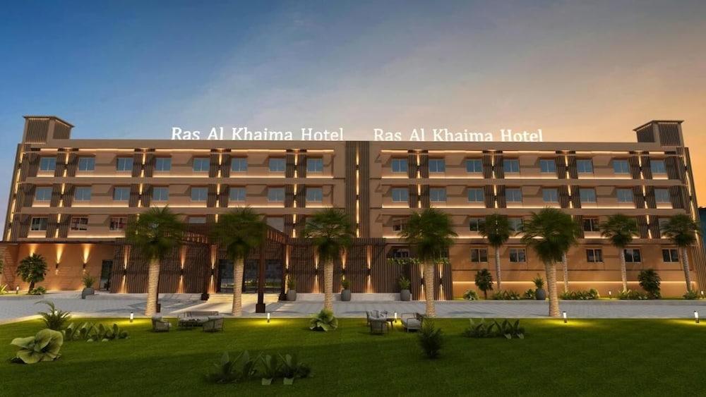 Ras Al Khaimah Hotel — 5