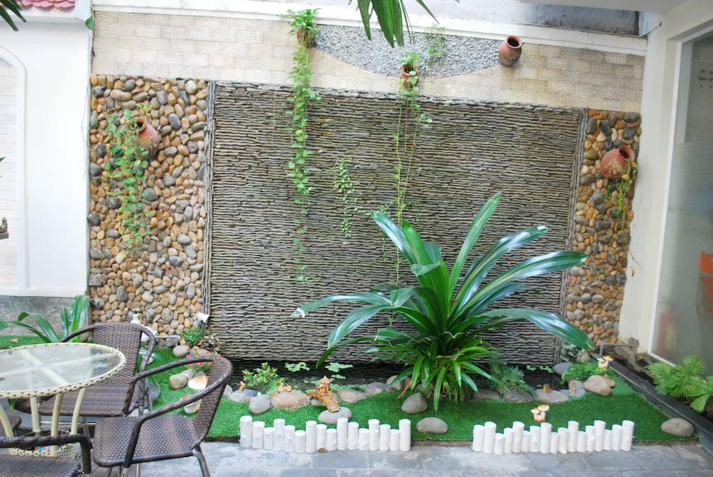Lan Anh Hotel — 4