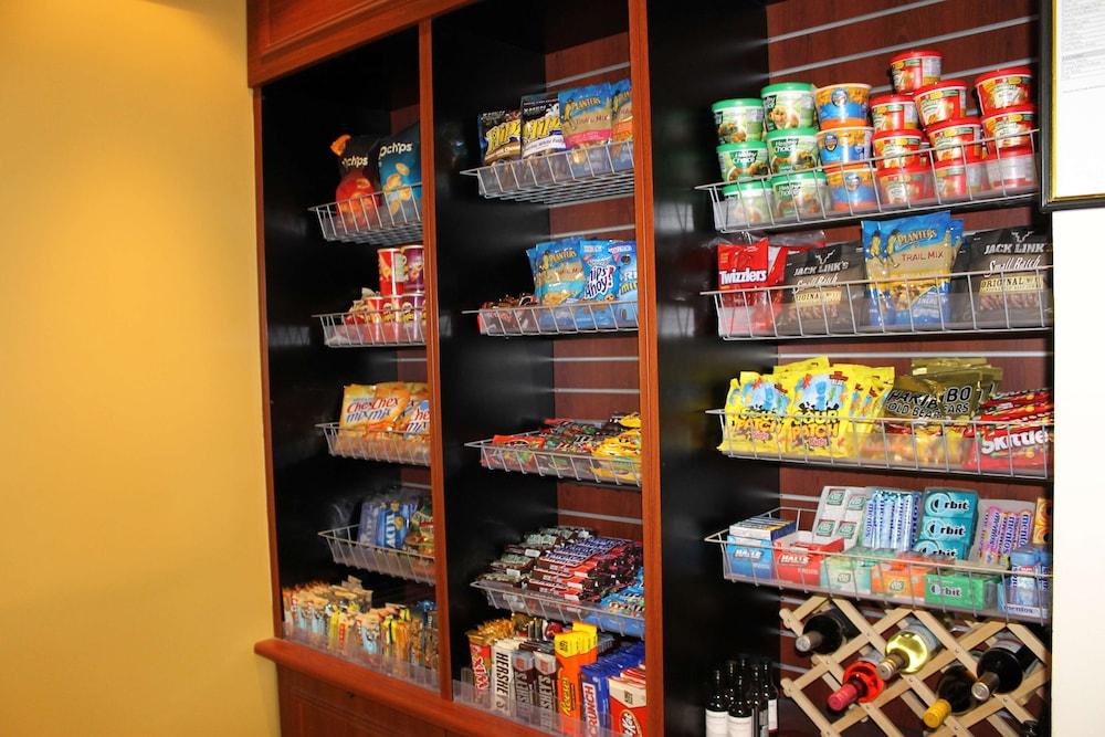 Hilton Garden Inn Addison, IL — 5
