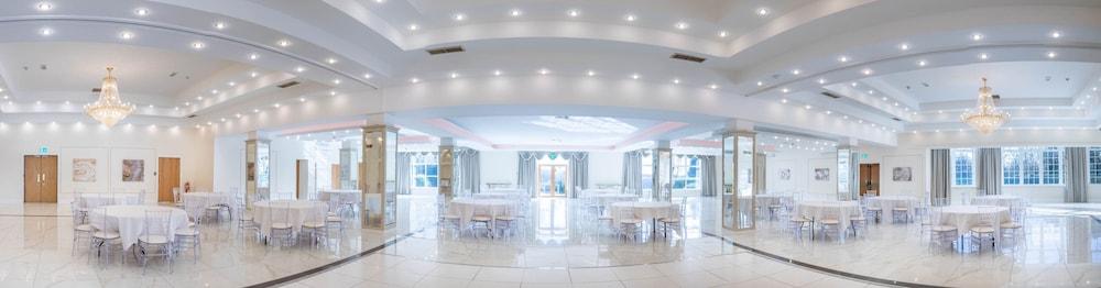 Park Hall Hotel and Spa Wolverhampton — 7
