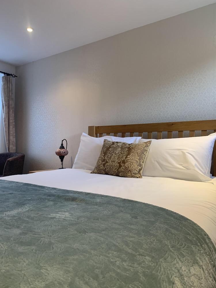 The Selsey Arms — 4