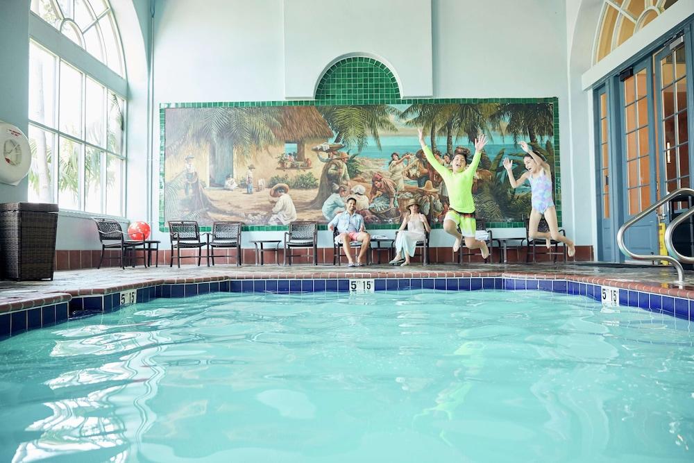 Embassy Suites by Hilton Los Angeles International Airport South — 7