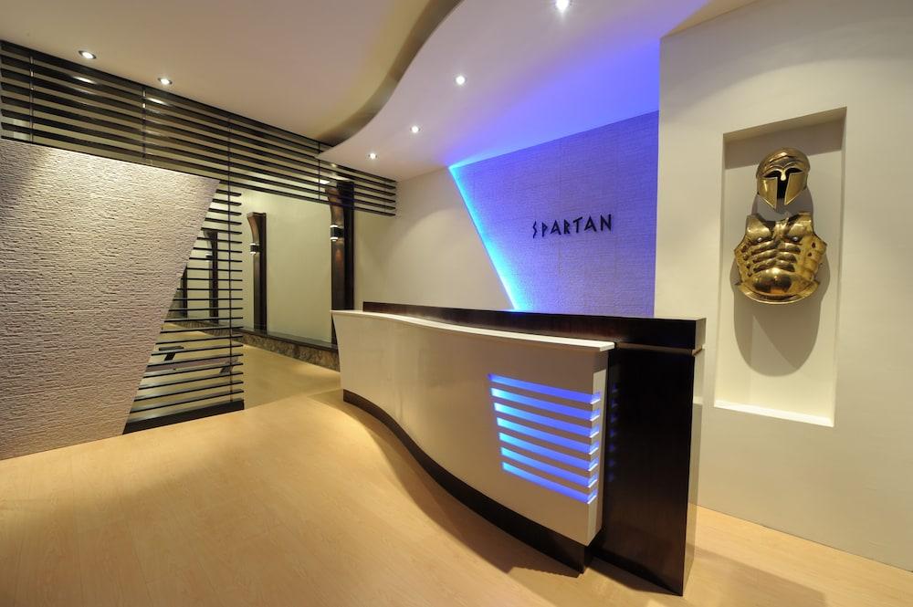 Lamana Hotel — 10