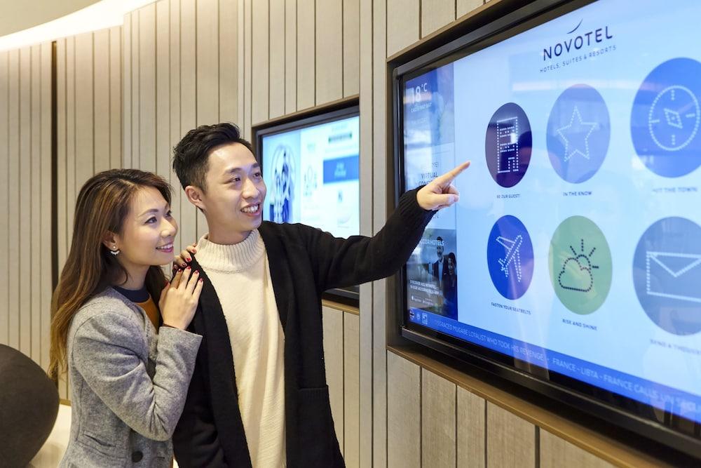 Novotel Century Hong Kong — 4