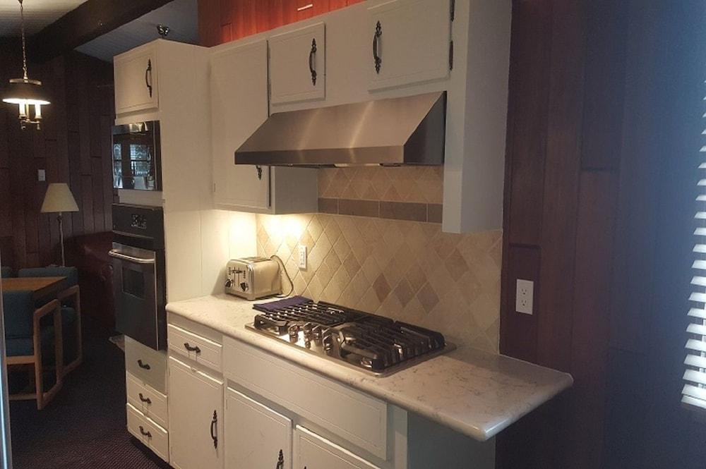 St. Moritz Lodge & Condominiums — 3