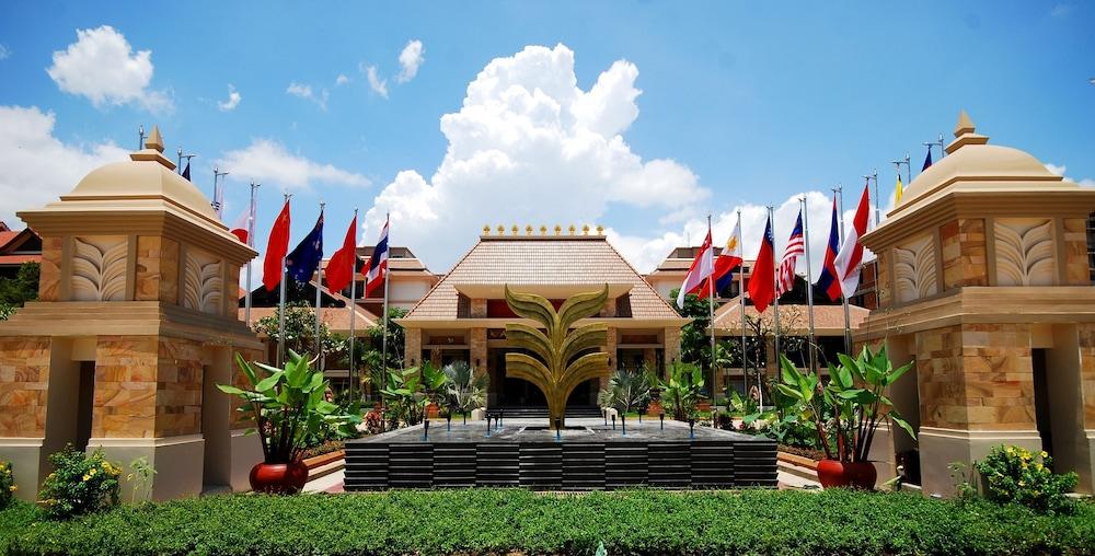 Angkor Miracle Resort and Spa — 4