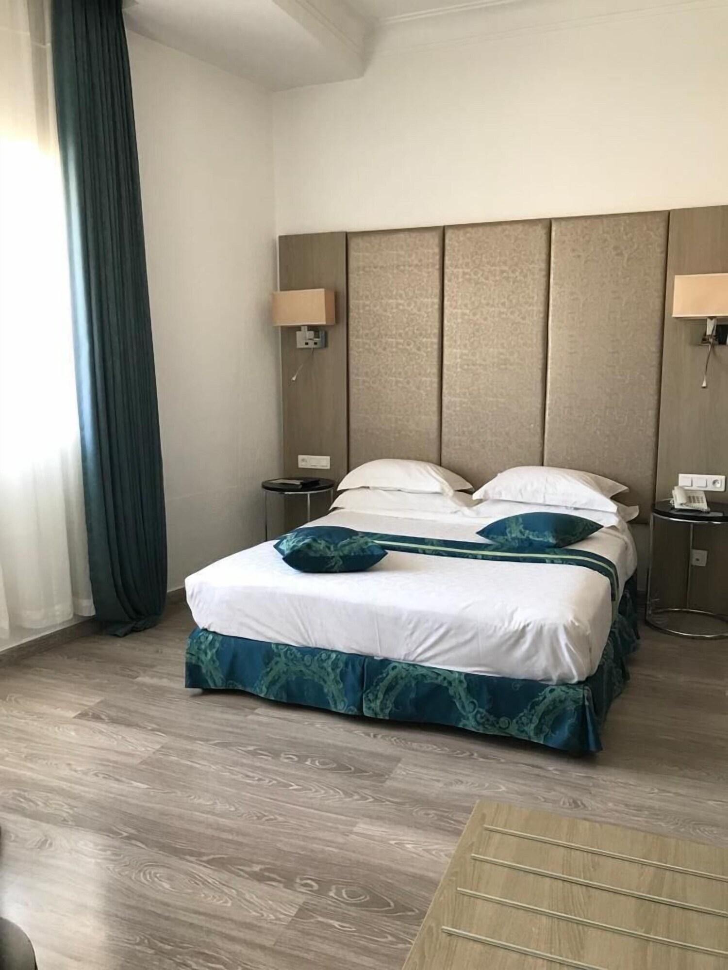 Hotel Colombe — 5