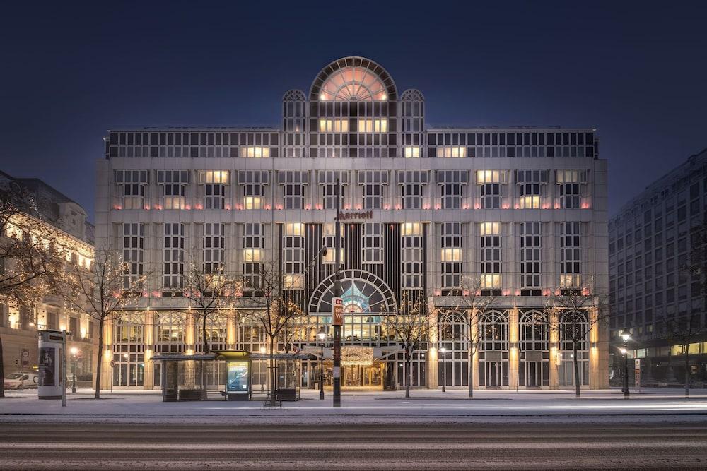 Vienna Marriott Hotel 2374 — 9
