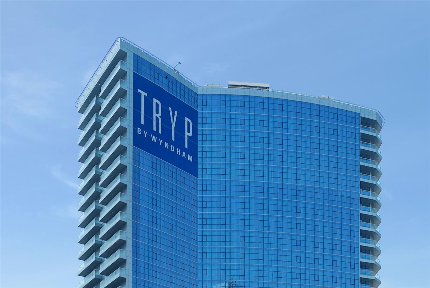 Tryp By Wyndham Dubai — 6