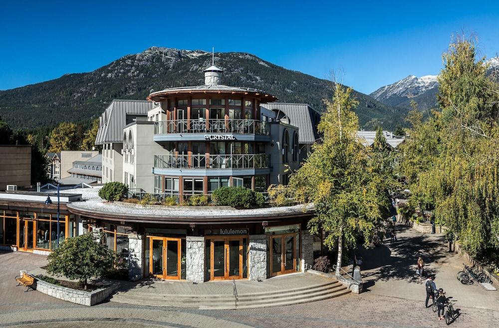 Crystal Lodge Hotel Whistler 61064 — 2