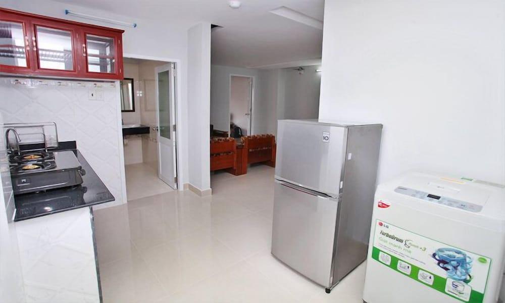 White Swan Apartment — 4