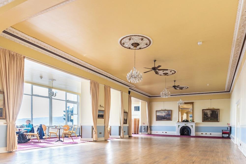QUEENS HOTEL — 6