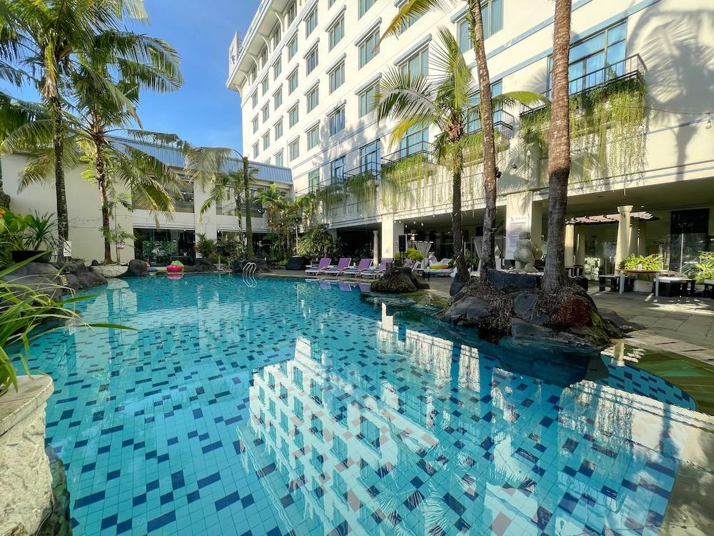 Kimaya Sudirman Yogyakarta by Harris — 5