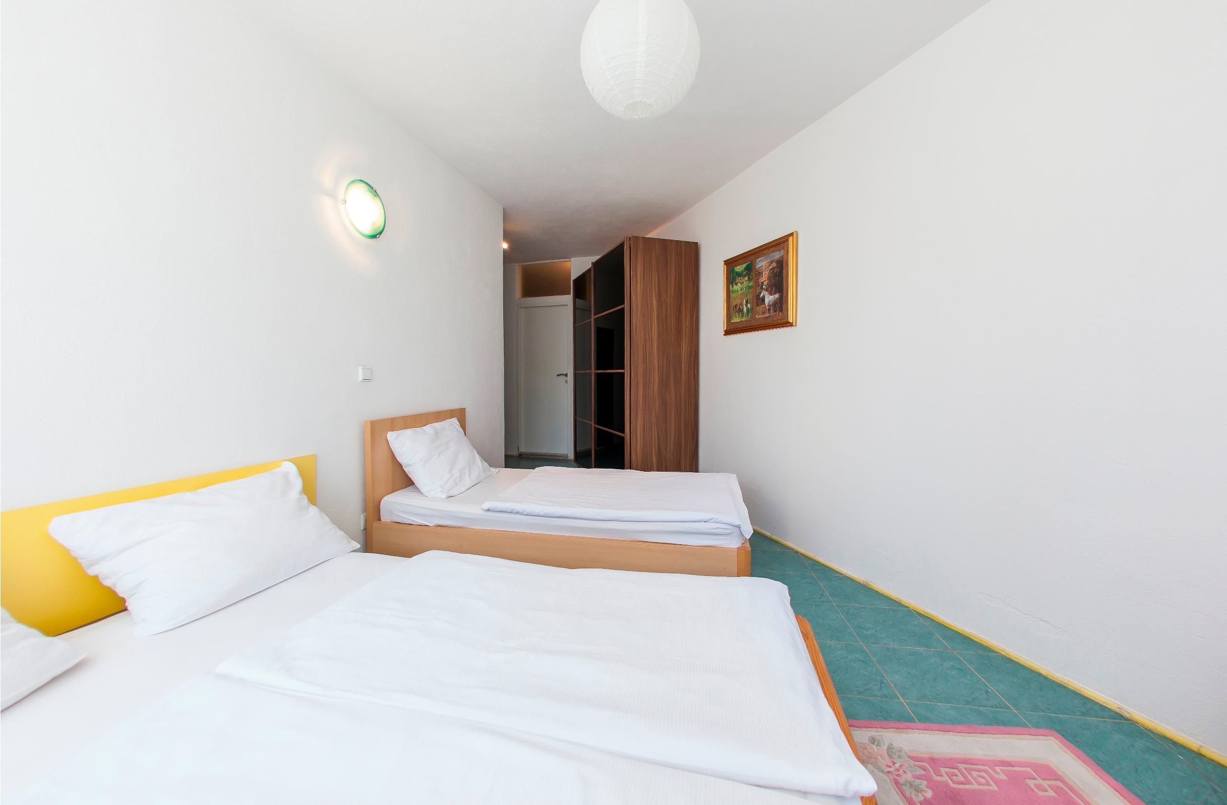 Hayat Hotel — 10