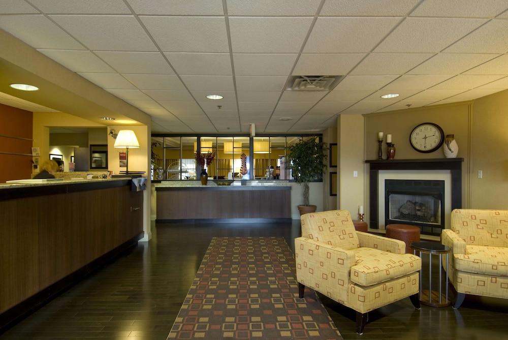 Hampton Inn Corydon — 9